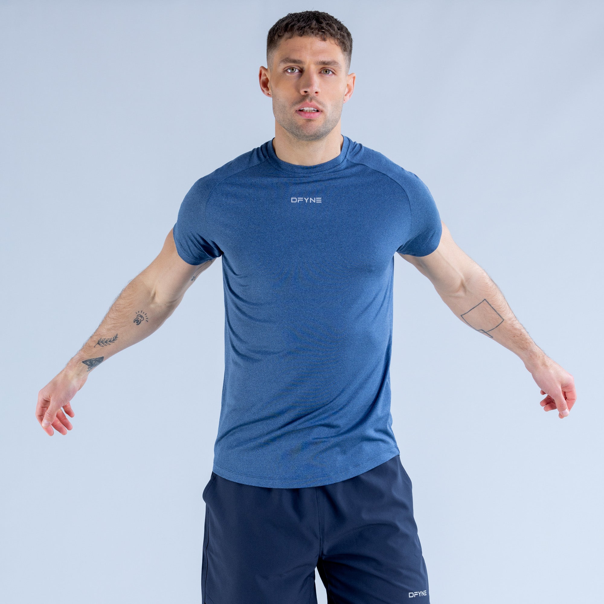 Camiseta DFYNE Stealth Training Hombre Azules | 873196BTU